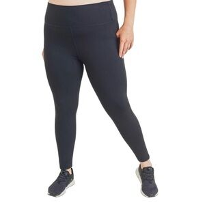 Mono B Plus Sized Highwaisted Legging